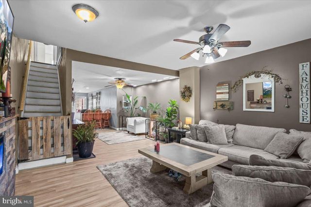 36 S COAL ST, Port Carbon, PA 17965