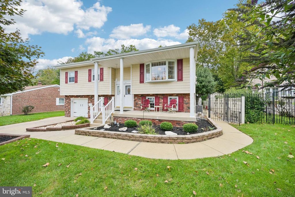 4625 EDEN ST, PHILADELPHIA, PA 19114 — photo 2