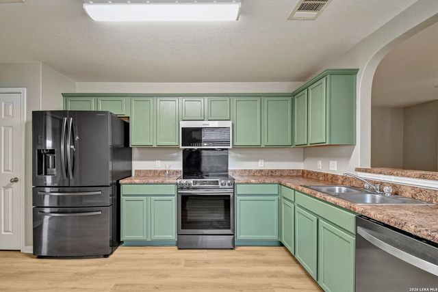 1030 Birdsong Lane, New Braunfels, TX 78130