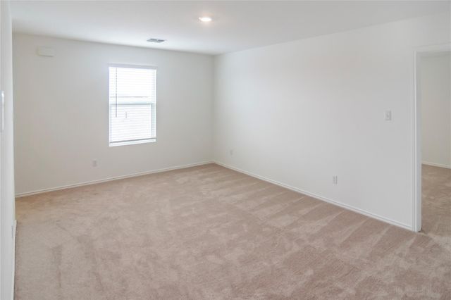 112 Dollars DR, Jarrell, TX 76537