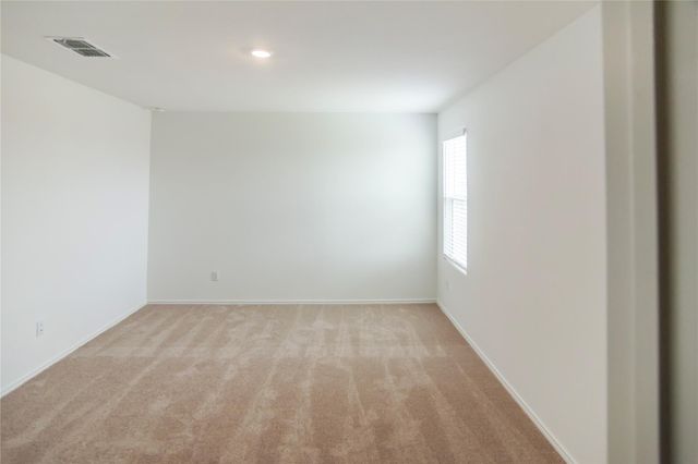 112 Dollars DR, Jarrell, TX 76537