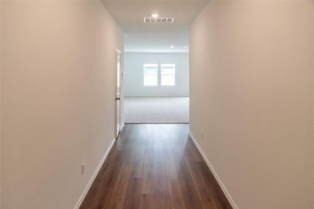 112 Dollars DR, Jarrell, TX 76537