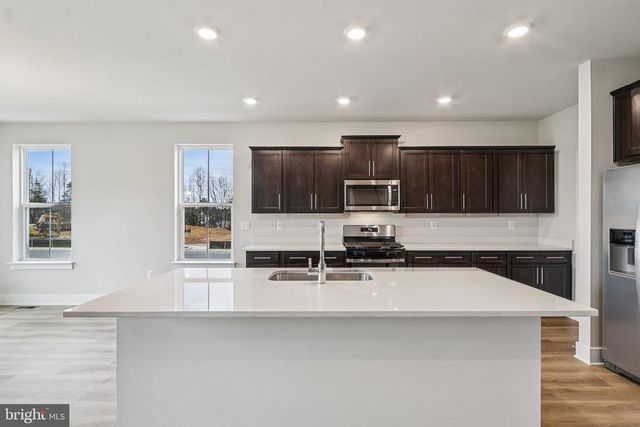 11505 CHALMERS LN, Fredericksburg, VA 22407