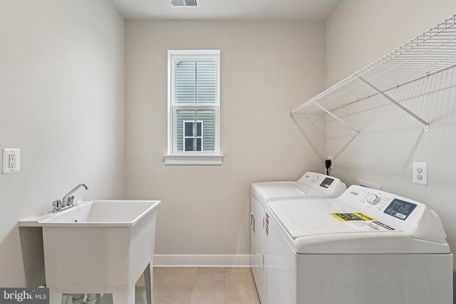 11505 CHALMERS LN, Fredericksburg, VA 22407