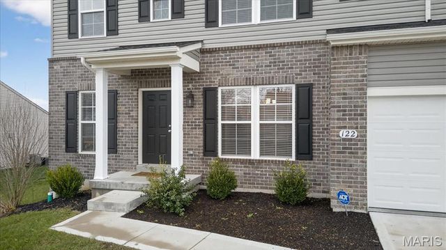 122 Winter Wheat Trail, Pacific, MO 63069