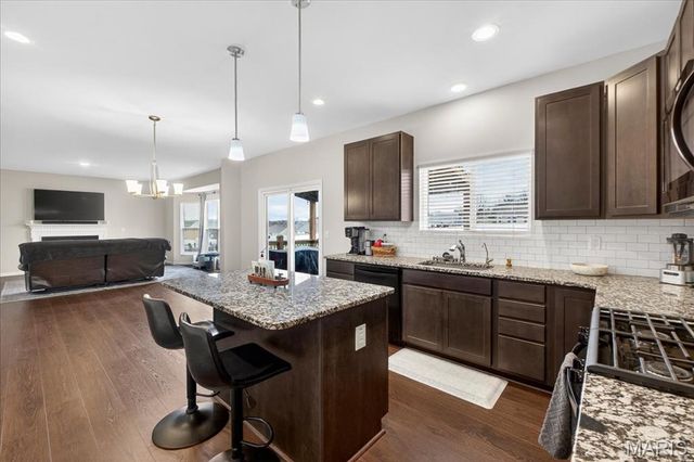 122 Winter Wheat Trail, Pacific, MO 63069