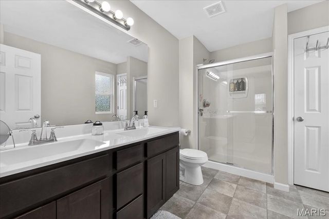 122 Winter Wheat Trail, Pacific, MO 63069