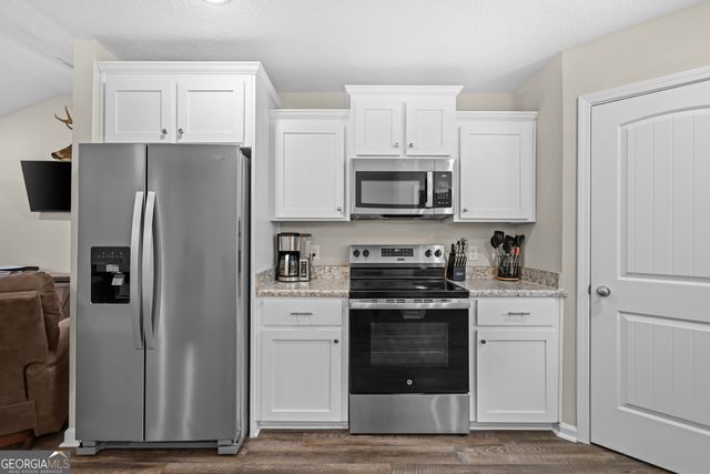 483 Church Circle, Jesup, GA 31545