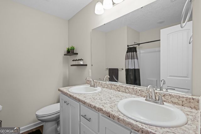 483 Church Circle, Jesup, GA 31545