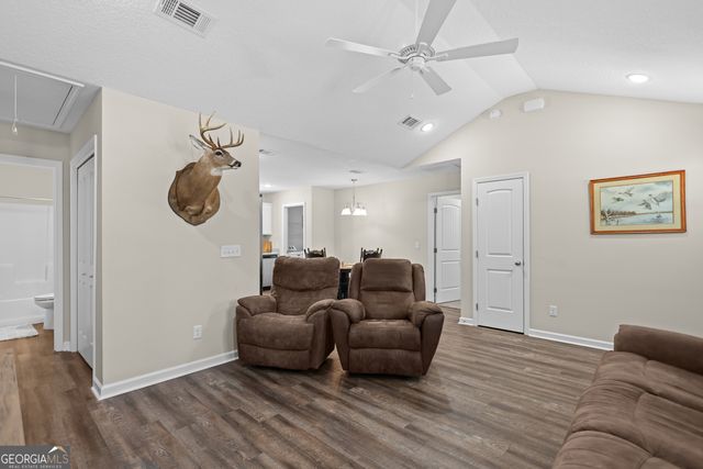 483 Church Circle, Jesup, GA 31545