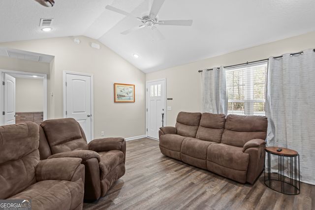 483 Church Circle, Jesup, GA 31545