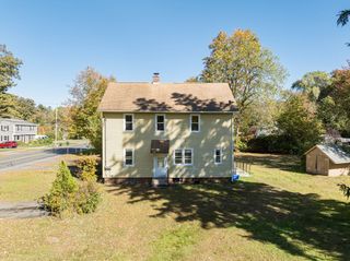 91-95 Elm St, East Longmeadow, MA 01028