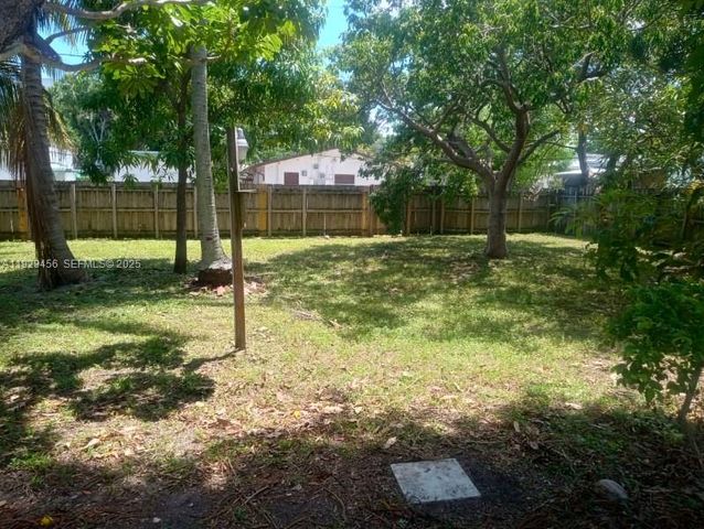 1820 Funston St A, Hollywood, FL 33020