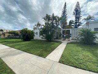 1820 Funston St A, Hollywood, FL 33020