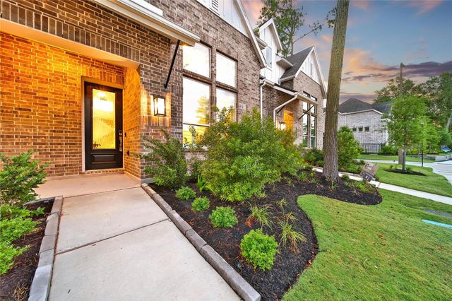 531 Cypress Valley Avenue, Montgomery, TX 77316