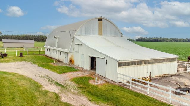 4890 W 200 S. Road, Lagrange, IN 46761