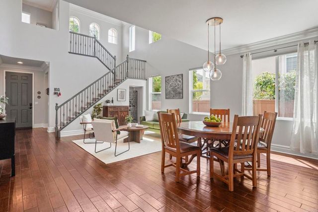 1137 Via Vera Cruz, San Marcos, CA 92078
