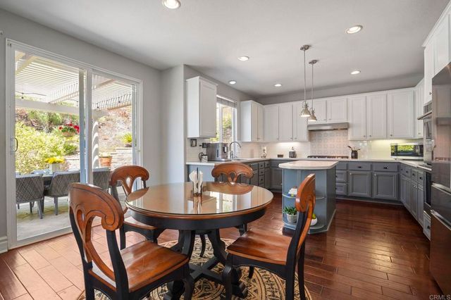 1137 Via Vera Cruz, San Marcos, CA 92078