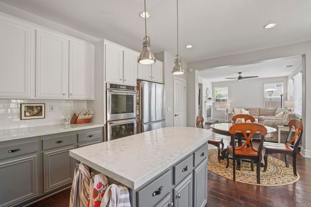1137 Via Vera Cruz, San Marcos, CA 92078