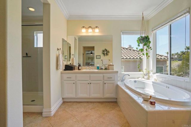 1137 Via Vera Cruz, San Marcos, CA 92078