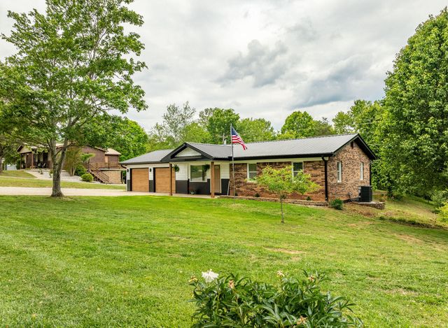 1070 Kentucky 2393, Monticello, KY 42633