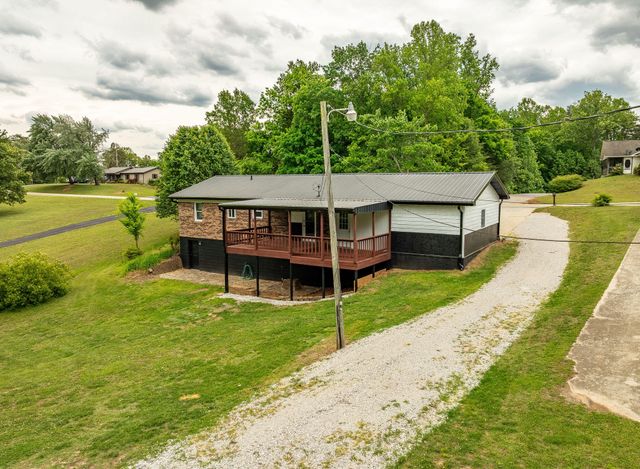 1070 Kentucky 2393, Monticello, KY 42633