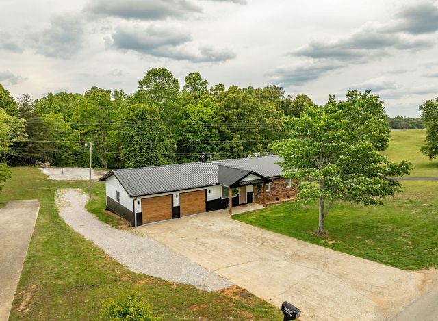 1070 Kentucky 2393, Monticello, KY 42633