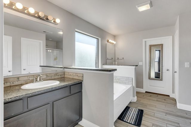 6912 Ranch Ave, Midland, TX 79705