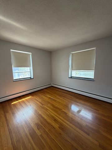 685 Moody Street 11, Waltham, MA 02453