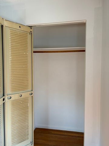 685 Moody Street 11, Waltham, MA 02453