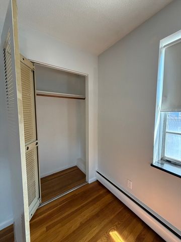 685 Moody Street 11, Waltham, MA 02453