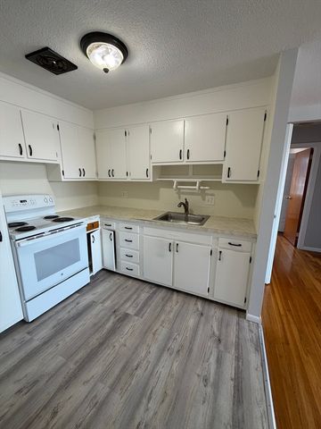 685 Moody Street 11, Waltham, MA 02453