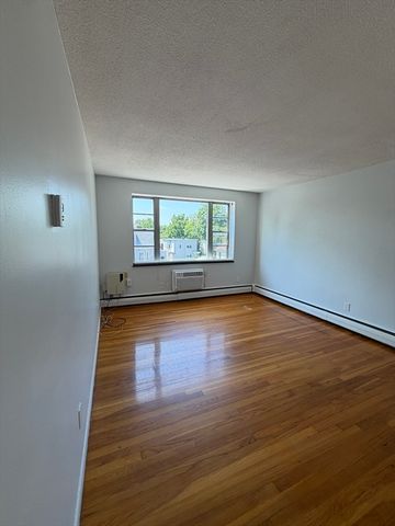 685 Moody Street 11, Waltham, MA 02453