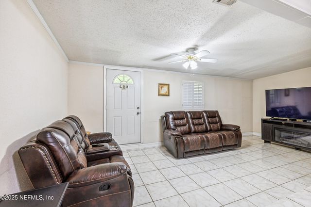 2584 WOOLERY Drive, Jacksonville, FL 32211