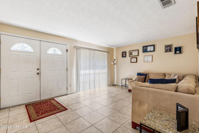 2584 WOOLERY Drive, Jacksonville, FL 32211