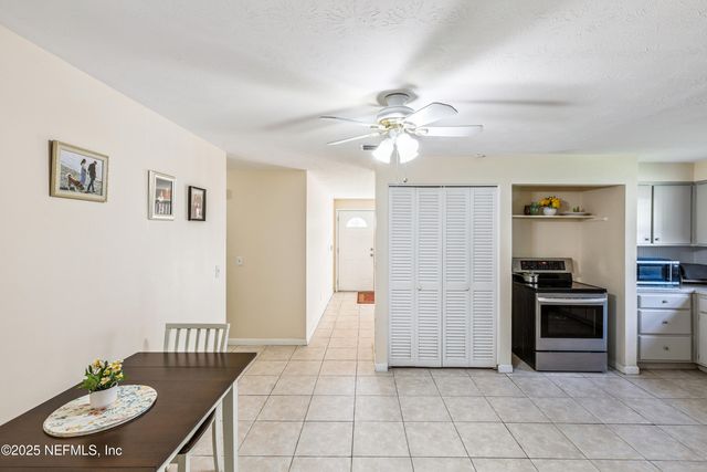 2584 WOOLERY Drive, Jacksonville, FL 32211