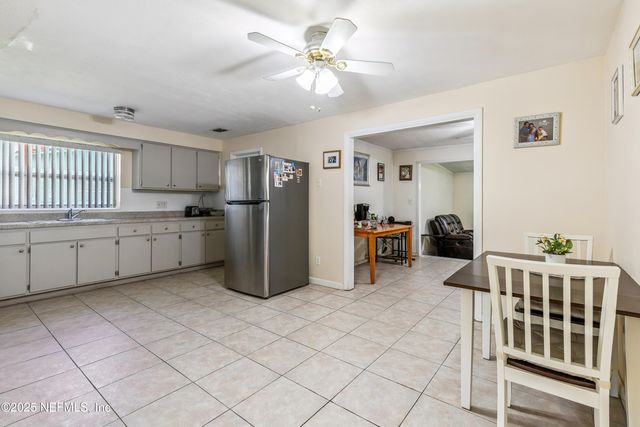 2584 WOOLERY Drive, Jacksonville, FL 32211