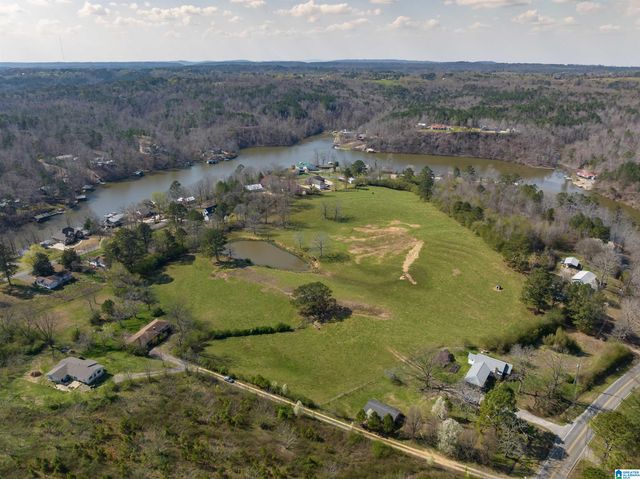 401 LAKESHORE LANE, Oneonta, AL 35121