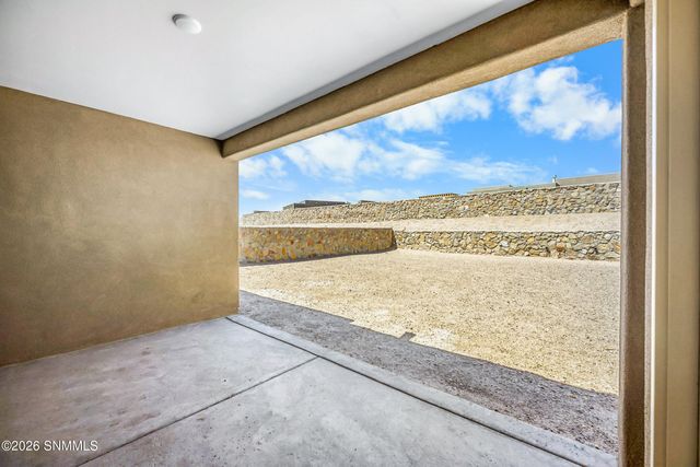 4141 Desert Falls Road, Las Cruces, NM 88011