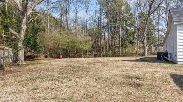 409 S Alford Avenue, Kenly, NC 27542