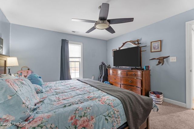 409 S Alford Avenue, Kenly, NC 27542