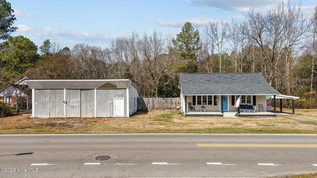 409 S Alford Avenue, Kenly, NC 27542