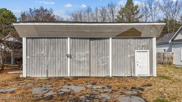 409 S Alford Avenue, Kenly, NC 27542