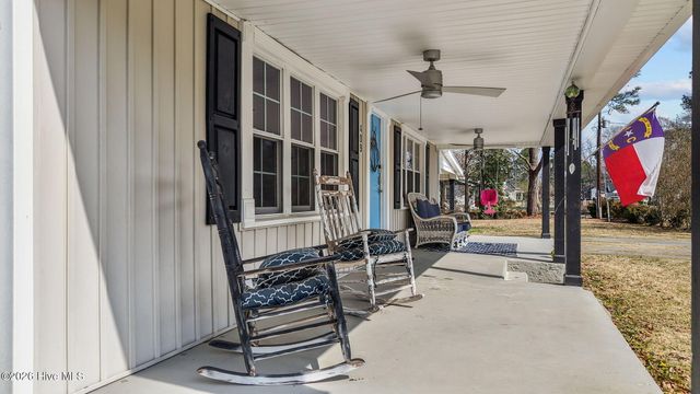 409 S Alford Avenue, Kenly, NC 27542