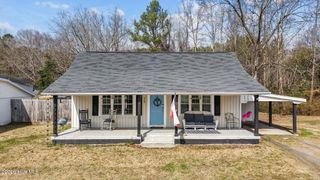 409 S Alford Avenue, Kenly, NC 27542