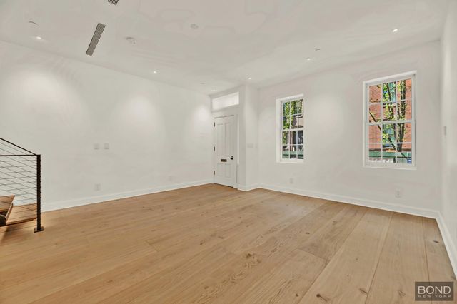 90 Charles Street, New York City, NY 10014