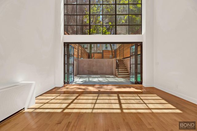 90 Charles Street, New York City, NY 10014