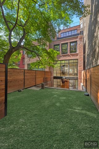 90 Charles Street, New York City, NY 10014