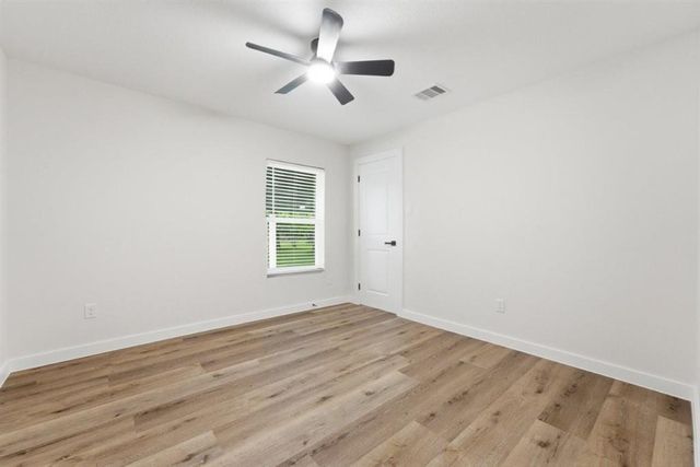 222 W Brimstone Street, Sulphur, LA 70663