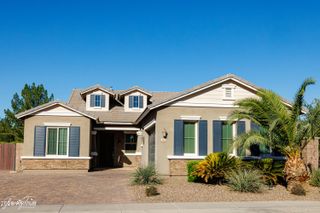 381 E Bellerive Place, Chandler, AZ 85249